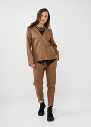 Brown leather-like mid-seam pant