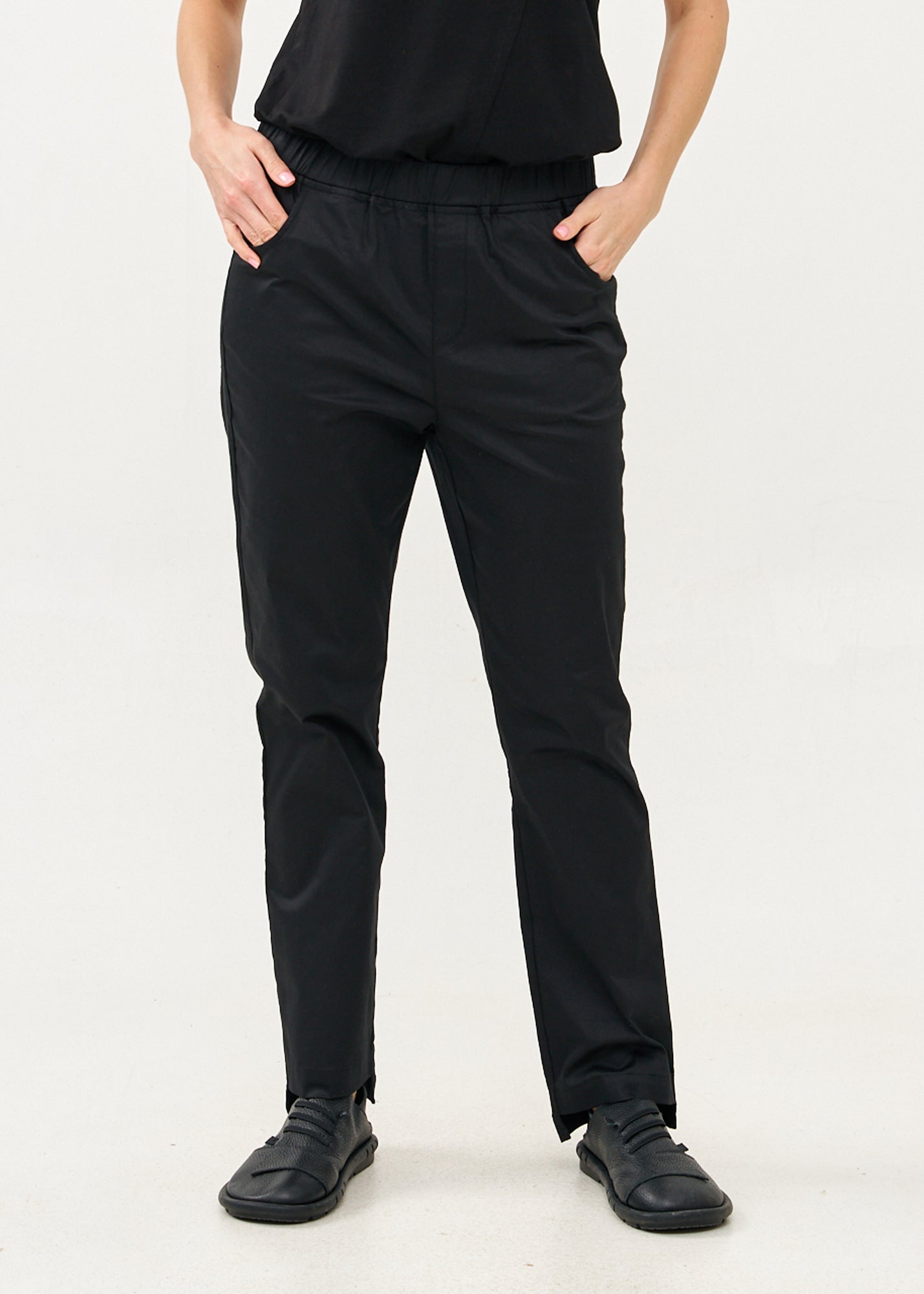 Long pants with elastic top 5 pockets black