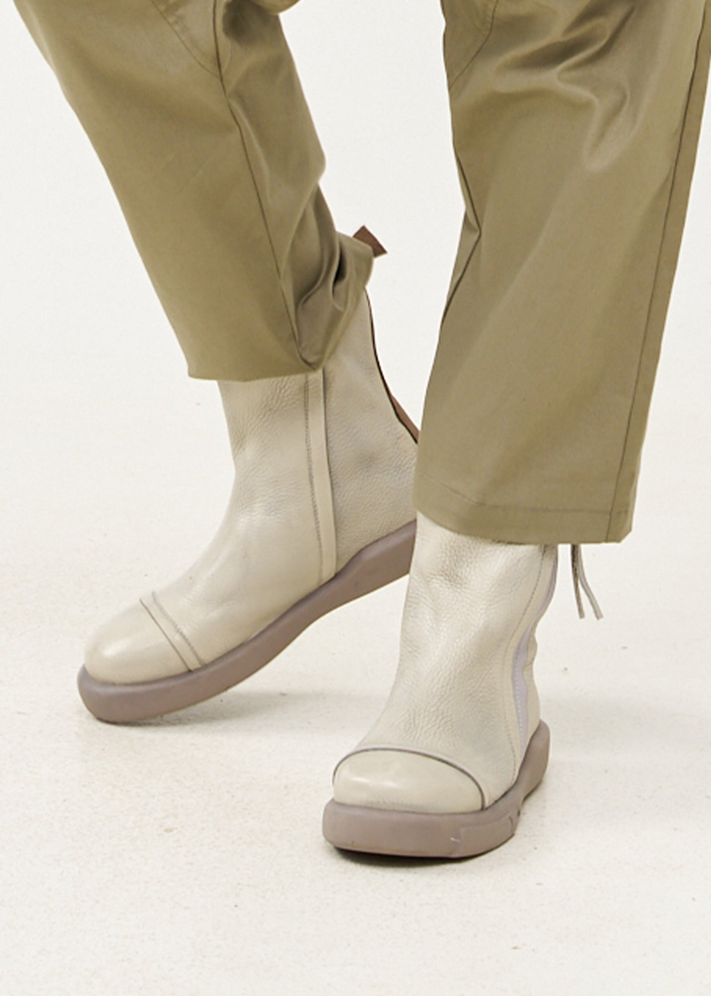 Stone Reverse Zipper Leather Comfort Boots