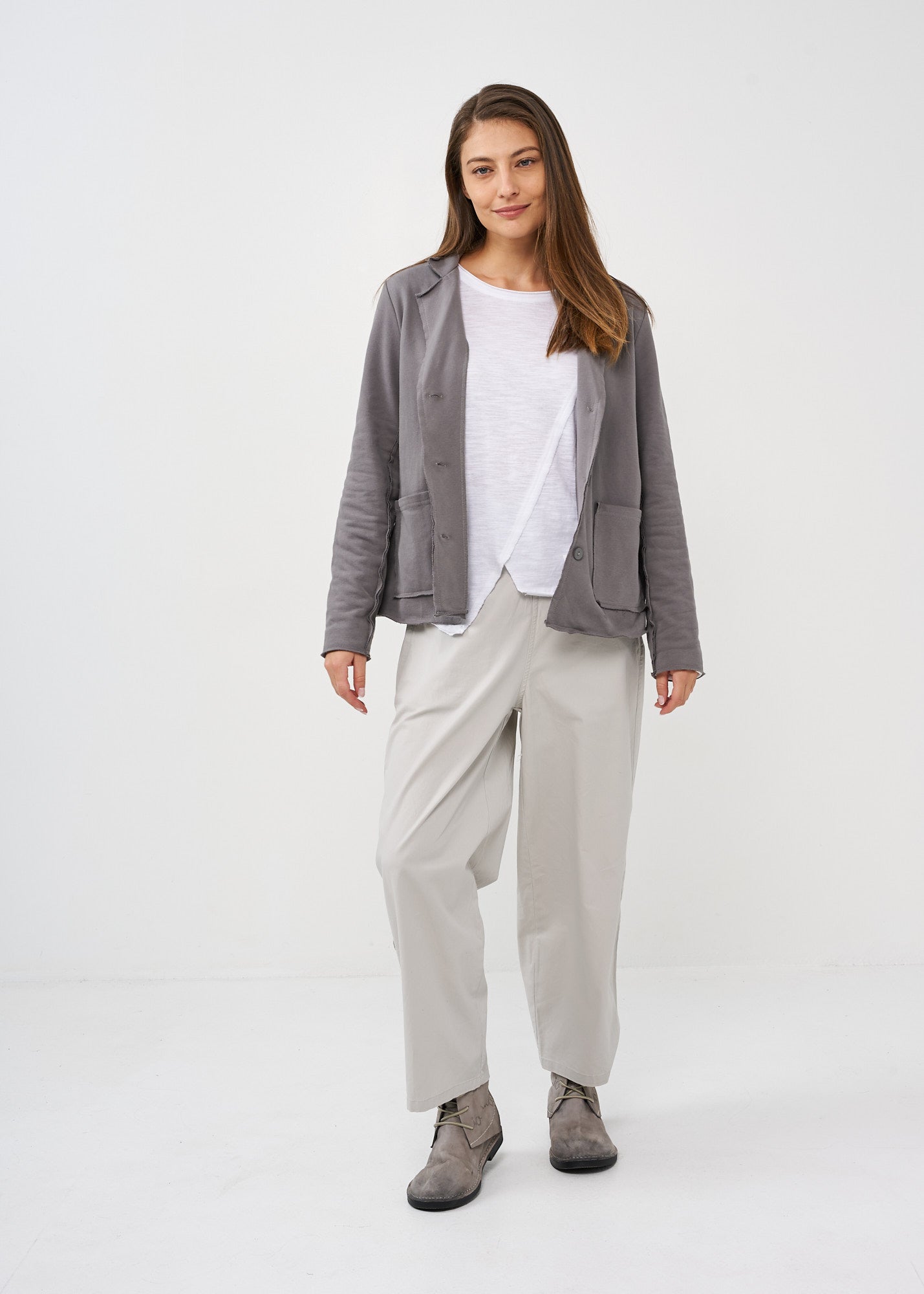 Dark gray outer stitching blazer