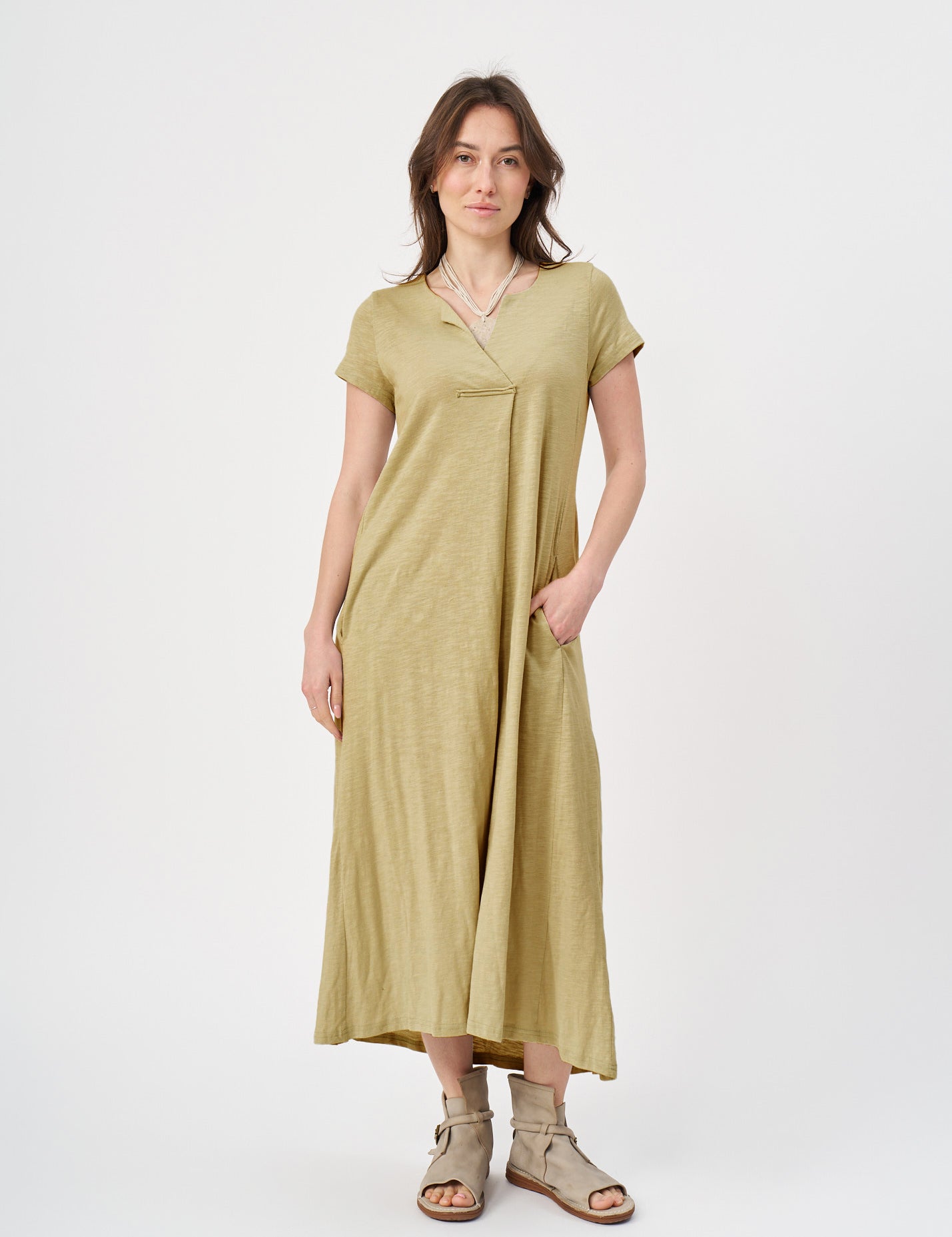 FULLBODY_2adcbc14-1776-4744-8d04-80e6b3323bc3.jpg