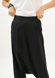 Pants with a color-block cuff in black
