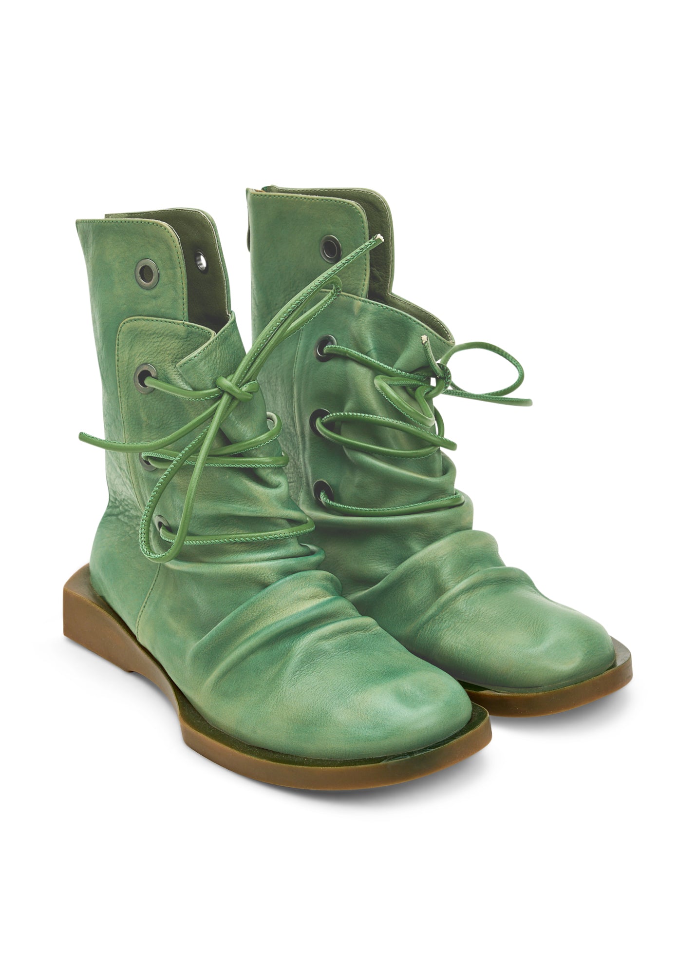 Women's boots with leather lacing and green zipper