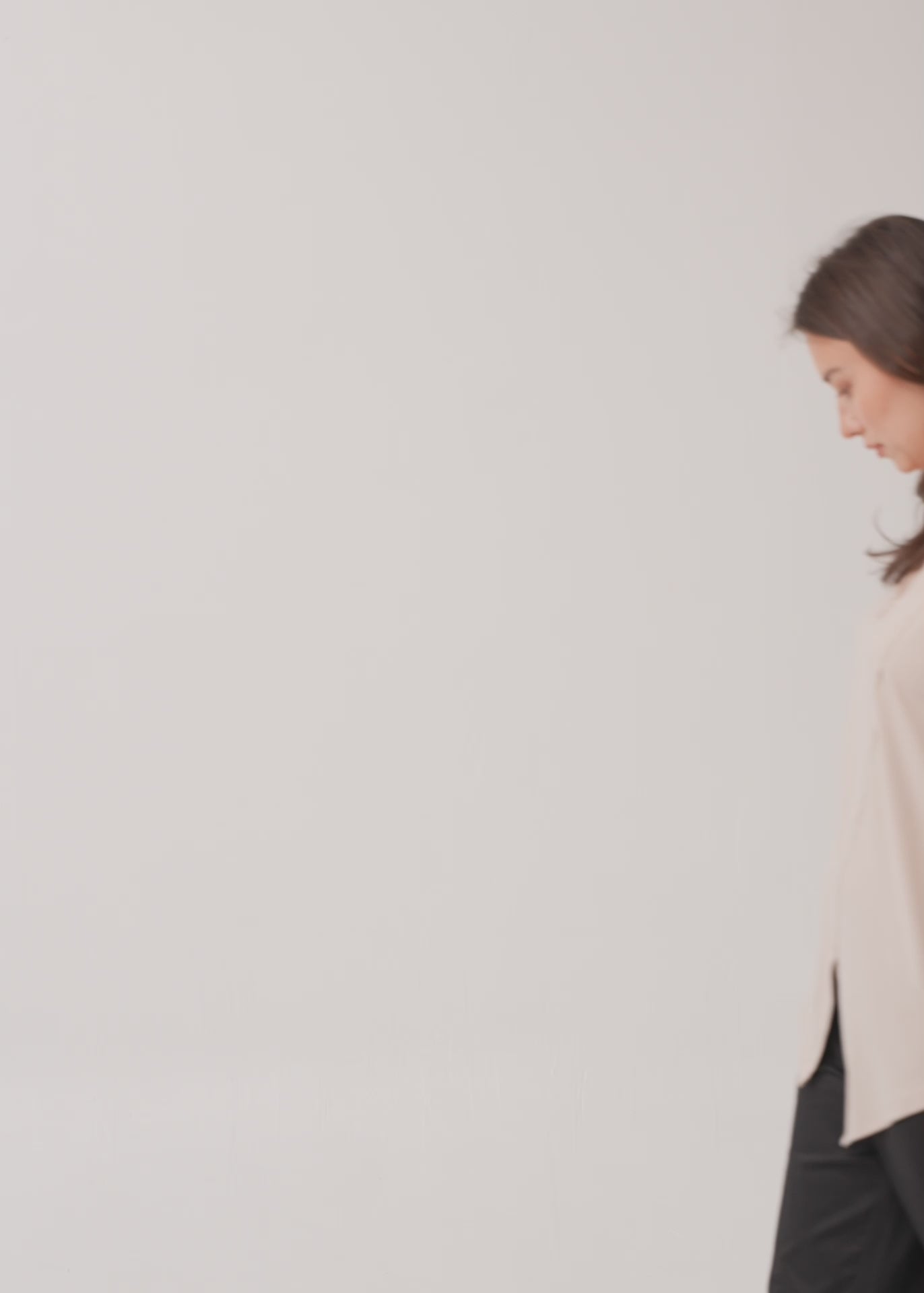 V-neck tank top with diagonal stitching and gray flares
