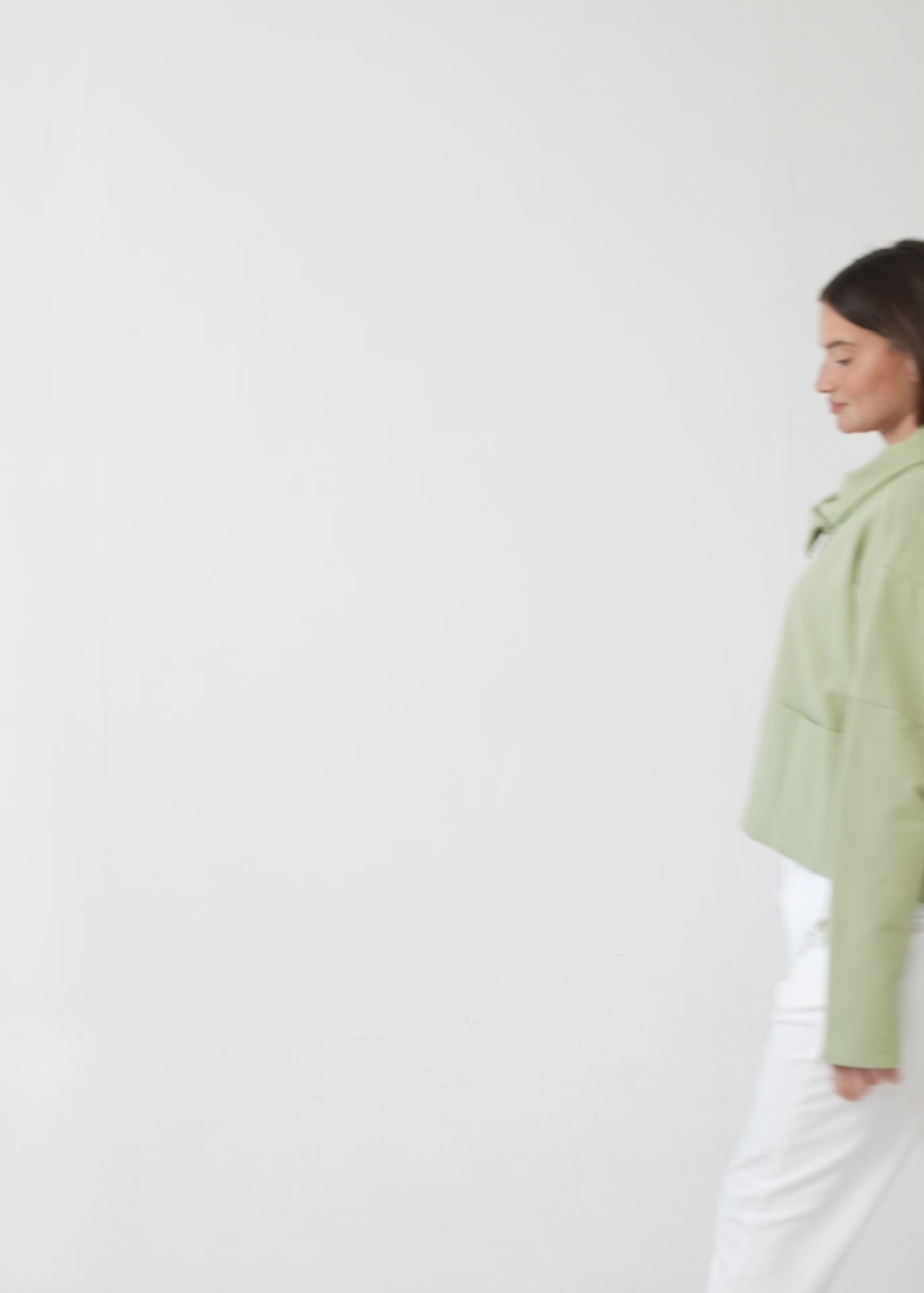 Green asymmetrical zipper sweatshirt