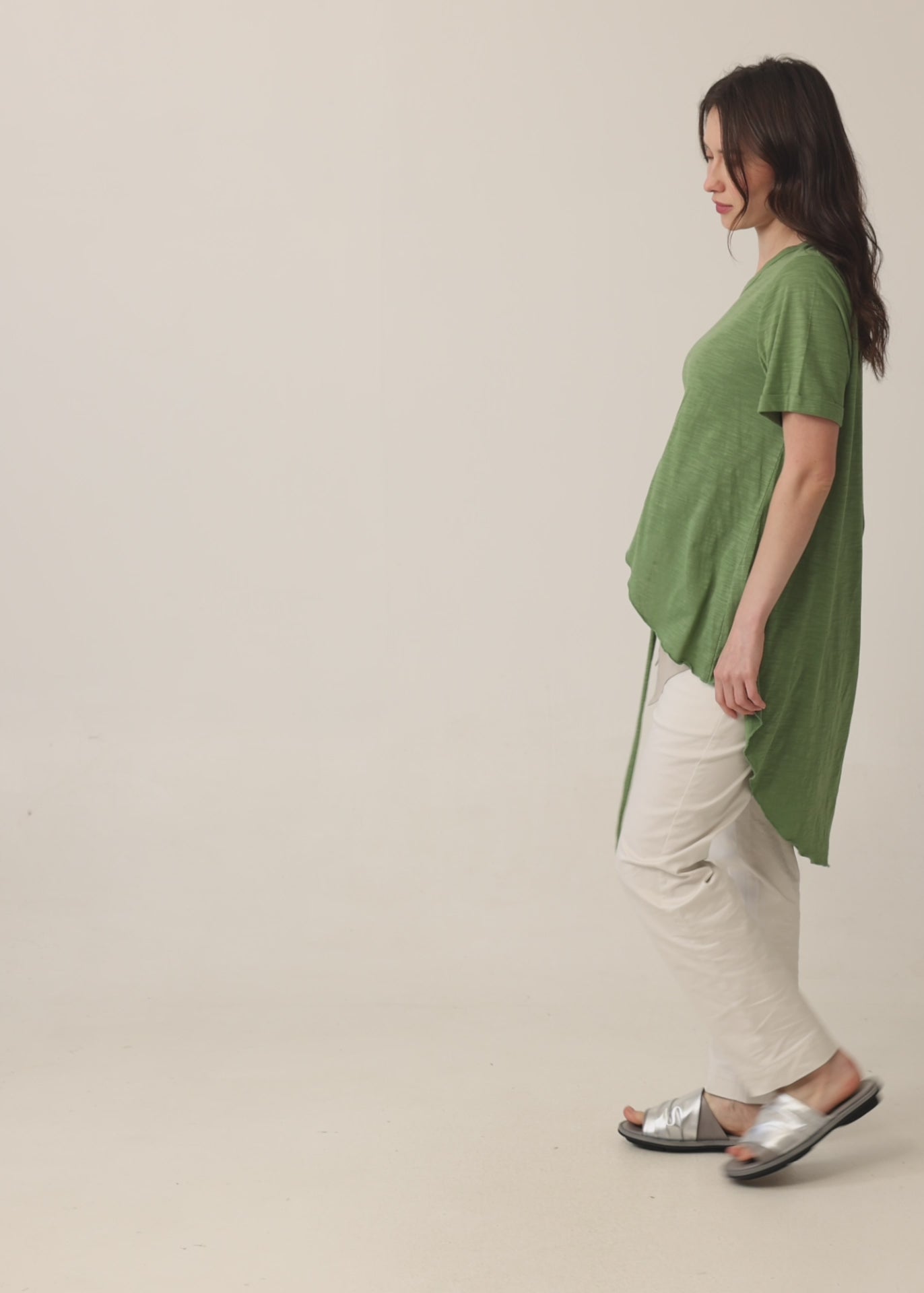 Short-sleeve tunic with front tie, green