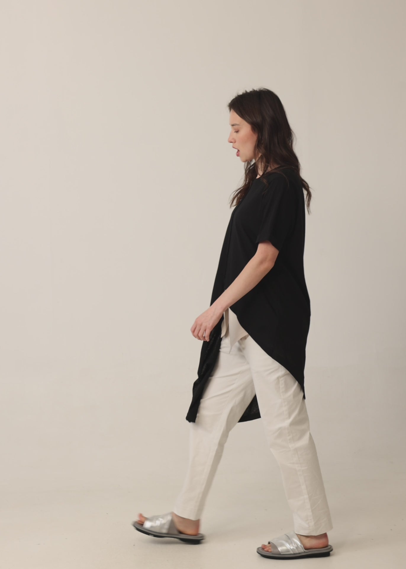 Light green short sleeve tunic short in the front