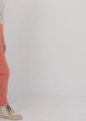 Brown long pants with back pockets