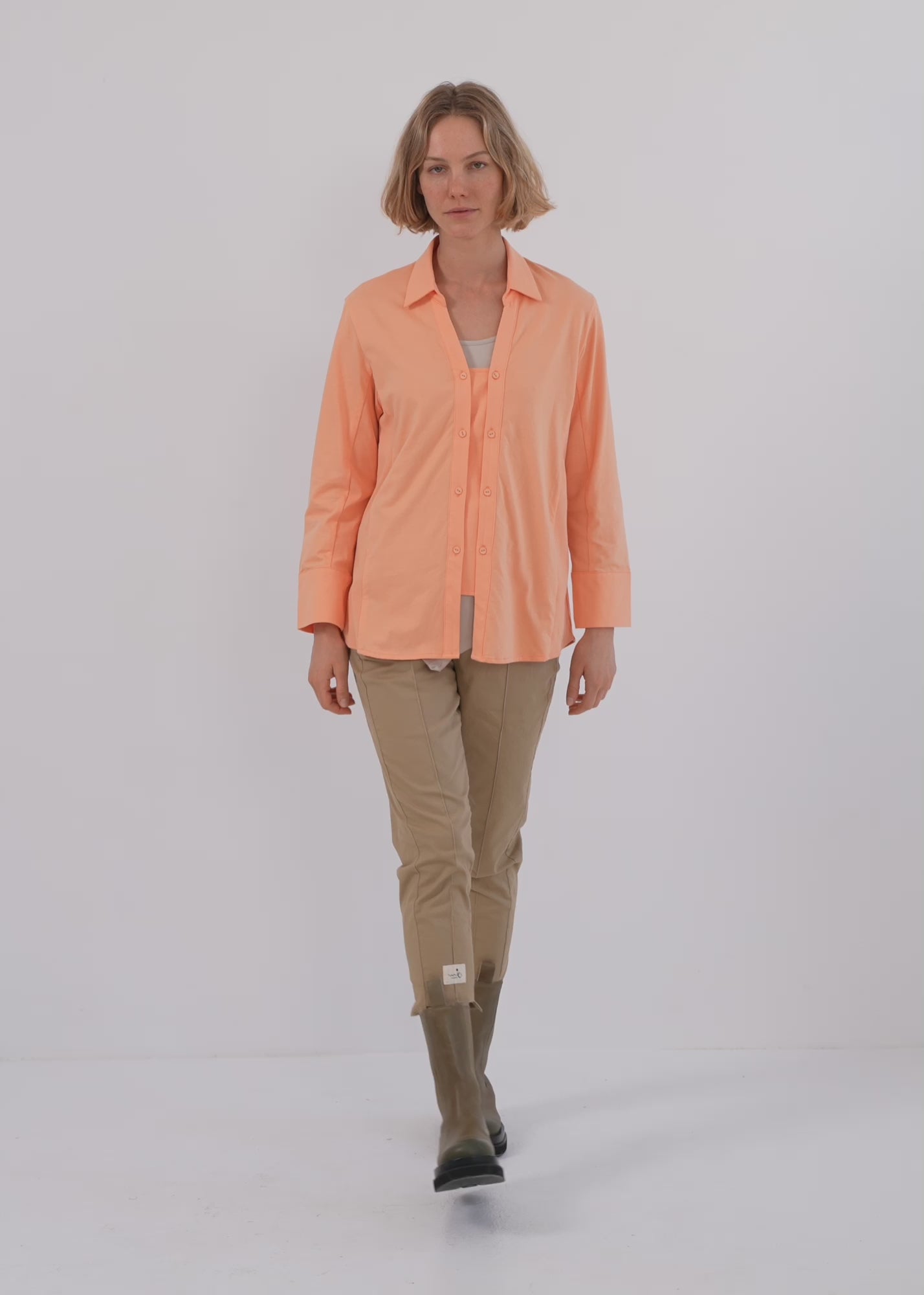 Double button shirt with yellow ribbing