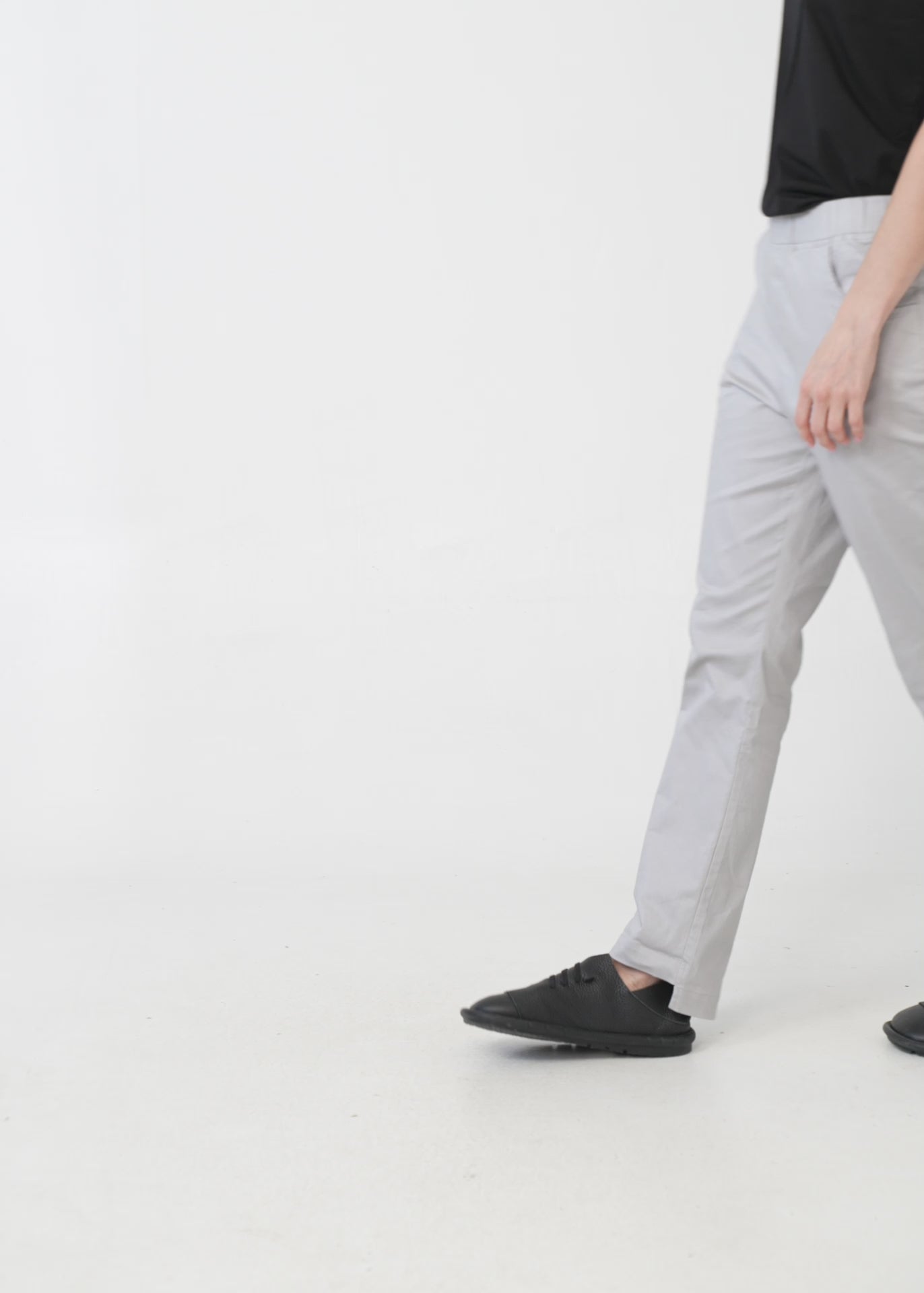 Long pants with elastic top 5 pockets light gray