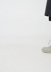 Women's boots with leather lacing and gray zipper