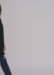 Turquoise open-sleeve shirt with asymmetrical hem
