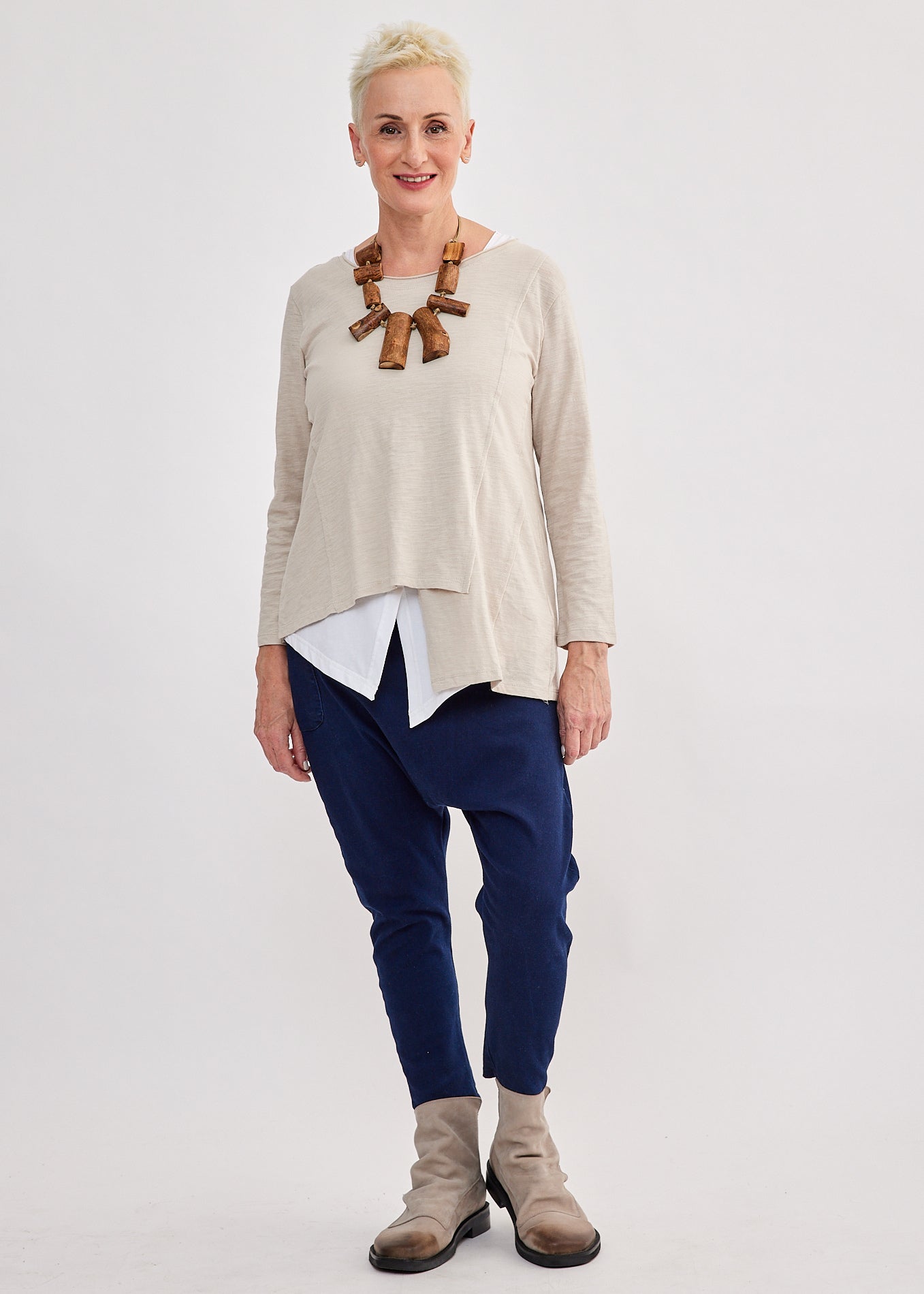 Long sleeve shirt diagonal asymmetrical stone collar 