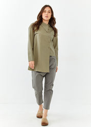 Green side collar long sleeve button down shirt